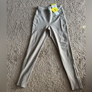 Women's Gray Leggings